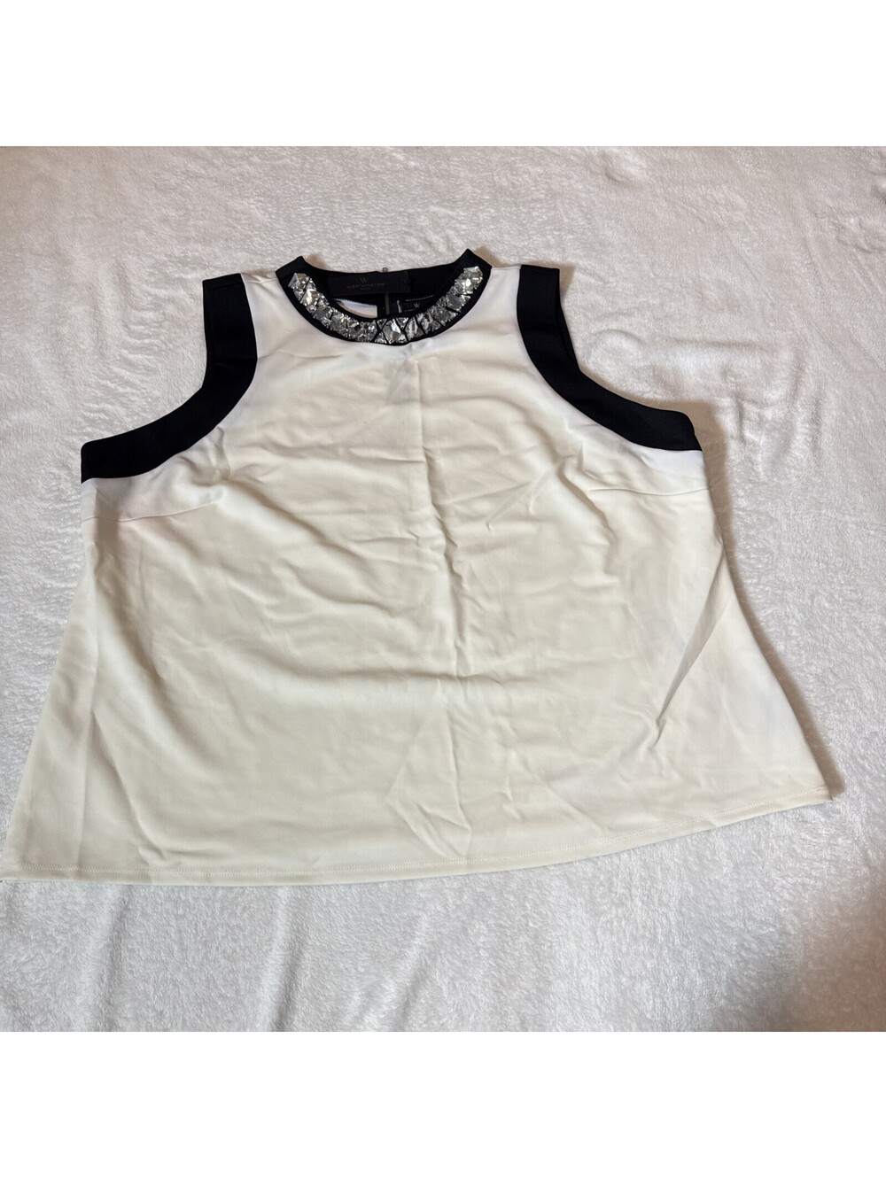 Worthington Woman 3x Black/White Bling Neck Line Sleeveless Top NWT (2158)